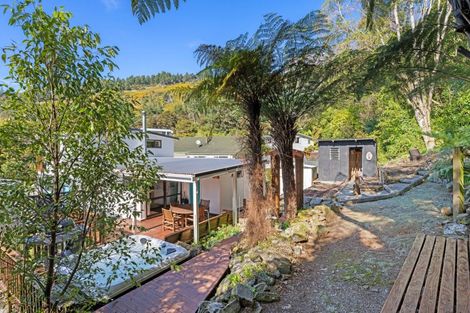 Photo of property in 29 Belview Road, Havelock, Picton, 7281