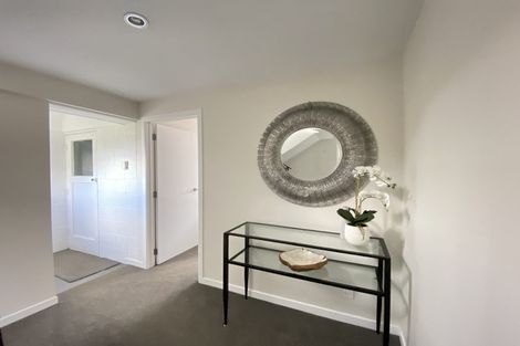 Photo of property in 14 Parkview Place, Pakuranga, Auckland, 2010