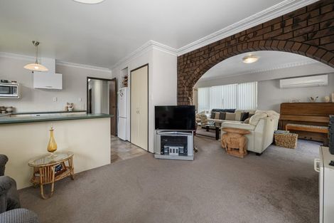 Photo of property in 9 Heron Crescent, Katikati, 3129