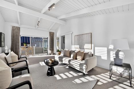 Photo of property in 11a Cecil Road, Milford, Auckland, 0620