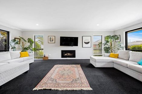 Photo of property in 38 Hinterland Drive, Prebbleton, 7604