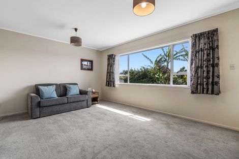 Photo of property in 140 Kingswood Road, Brookfield, Tauranga, 3110