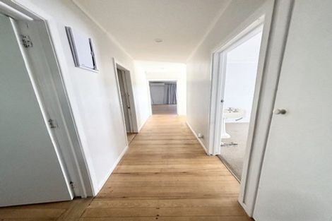 Photo of property in 12 Lynn Road, Bayview, Auckland, 0629