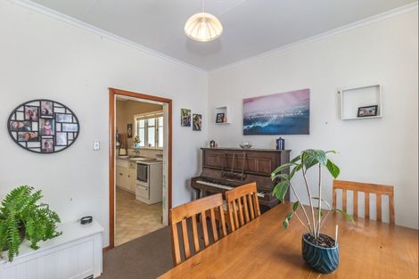 Photo of property in 18 Hannan Street, Levin, 5510