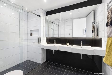 Photo of property in 905/1 Market Lane, Wellington Central, Wellington, 6011