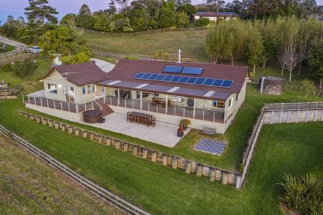 Photo of property in 717 Ponga Road, Opaheke, Papakura, 2584