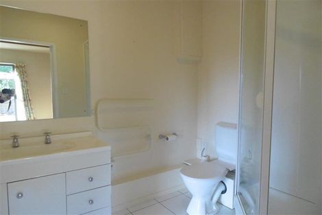 Photo of property in 1/18 Rothesay Bay Road, Rothesay Bay, Auckland, 0630