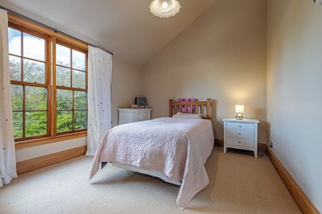 Photo of property in 23 Manapouri Crescent, Hokowhitu, Palmerston North, 4410