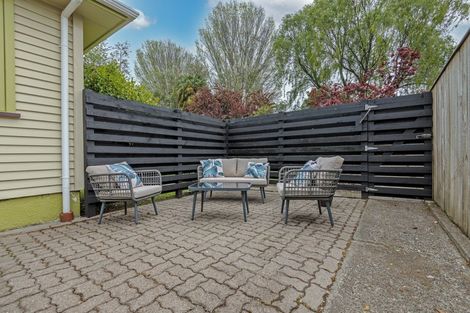 Photo of property in 484 College Street, Hokowhitu, Palmerston North, 4410