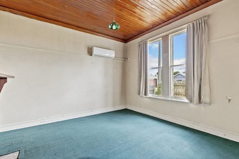 Photo of property in 37 Centre Street, Strathern, Invercargill, 9812