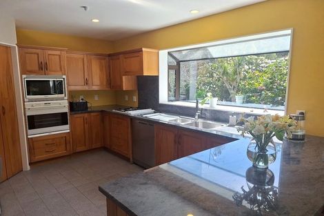 Photo of property in 49b Simla Crescent, Khandallah, Wellington, 6035