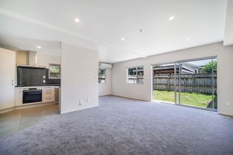 Photo of property in 22/45a Swanson Road, Henderson, Auckland, 0610