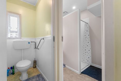 Photo of property in 180 Taupaki Road, Taupaki, Henderson, 0782