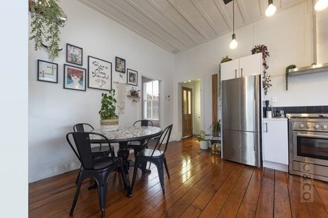 Photo of property in 5 Elliot Street, Riverhead, 0820