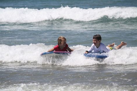 Photo of property in 40 Paku Drive, Tairua, 3508