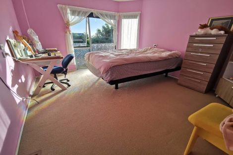 Photo of property in 11 Mariner Drive, Gulf Harbour, Whangaparaoa, 0930