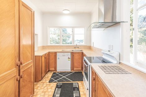 Photo of property in 37 Puriri Street, Gonville, Whanganui, 4501