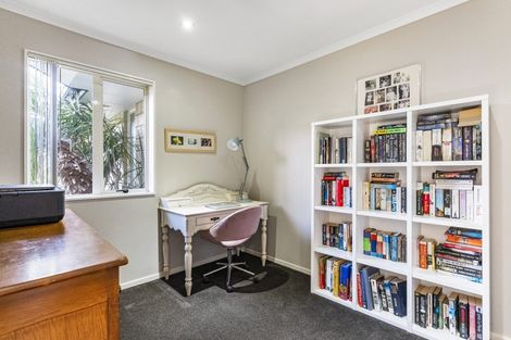 Photo of property in 27 Pounamu Avenue, Greenhithe, Auckland, 0632