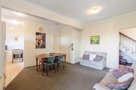 Photo of property in 40 Akoranga Drive, Northcote, Auckland, 0627