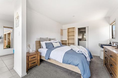 Photo of property in 13 Te Ruru Way, Stanmore Bay, Whangaparaoa, 0932