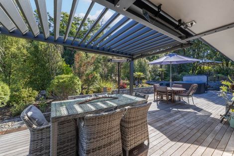 Photo of property in 68 Parawera Drive, Acacia Bay, Taupo, 3330