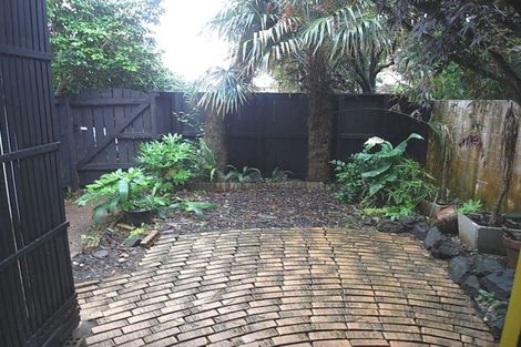 Photo of property in 7/14 Fowlds Avenue, Sandringham, Auckland, 1025