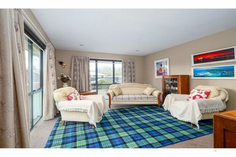 Photo of property in 266 Talbot Street, Geraldine, 7930