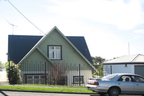 Photo of property in 195 Gill Street, Strandon, New Plymouth, 4312