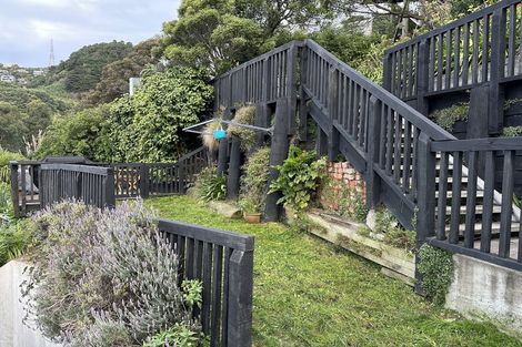 Photo of property in 10b Oriental Terrace, Mount Victoria, Wellington, 6011