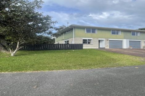 Photo of property in 2/37 Seabrook Avenue, New Lynn, Auckland, 0600