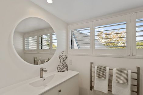 Photo of property in 63 Glandovey Road, Fendalton, Christchurch, 8052