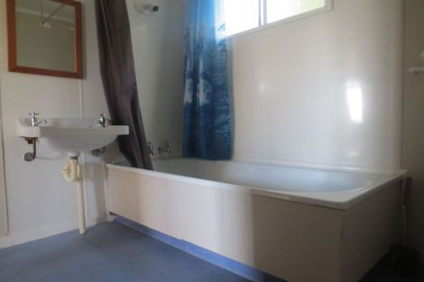 Photo of property in 1 Clementine Way, Crofton Downs, Wellington, 6035