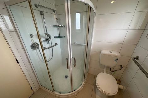 Photo of property in 37 Knightsbridge Drive, Forrest Hill, Auckland, 0620