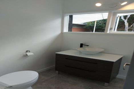 Photo of property in 2 Mamaku Grove, Khandallah, Wellington, 6035