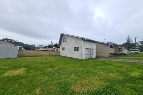 Photo of property in 146 Karewa Parade, Papamoa Beach, Papamoa, 3118