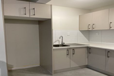 Photo of property in 18 Newstead Avenue, Browns Bay, Auckland, 0632