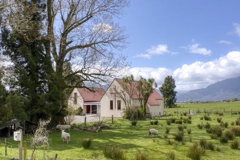 Photo of property in 86 Wanganui Flat Road, Harihari, 7884