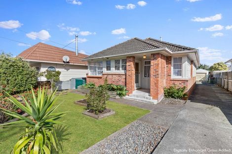 Photo of property in 49 Caius Avenue, Gonville, Whanganui, 4501