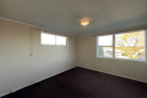 Photo of property in 18 Rothesay Place, Dinsdale, Hamilton, 3204