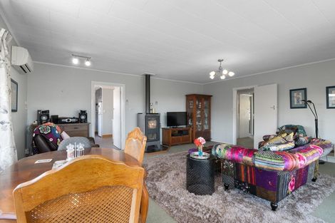 Photo of property in 4 Balmoral Place, Stoke, Nelson, 7011