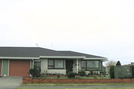 Photo of property in 37 Mckeefry Avenue, Greenmeadows, Napier, 4112