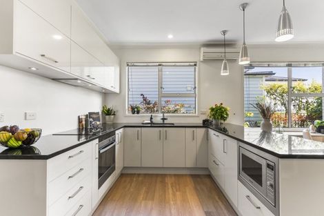 Photo of property in 2/245 Jervois Road, Herne Bay, Auckland, 1011