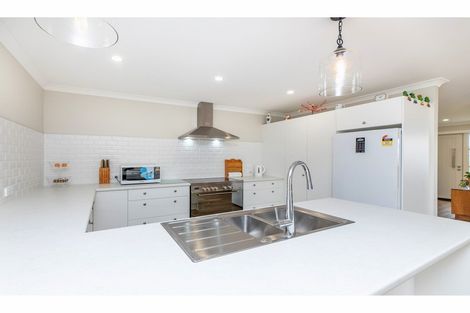 Photo of property in 7 Hickmott Street, Rangiora, 7400