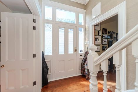 Photo of property in 100 Rintoul Street, Newtown, Wellington, 6021