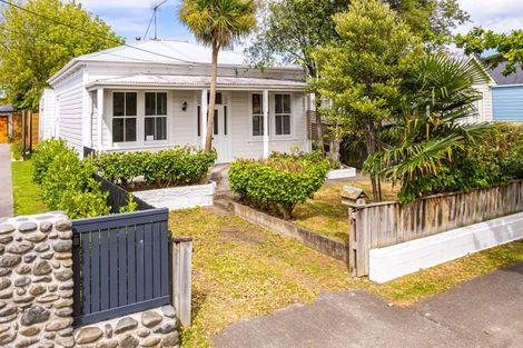 Photo of property in 35 Halswell Street, Whanganui, 4500