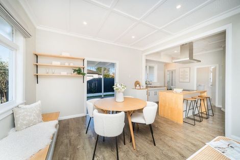 Photo of property in 37 Miro Street, Takaro, Palmerston North, 4410
