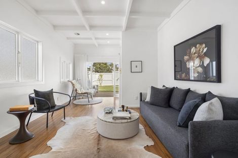 Photo of property in 23b Church Street, Northcote Point, Auckland, 0627