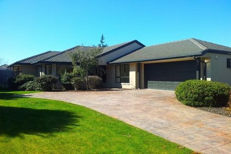 Photo of property in 18 Amoka Crescent, Parklands, Christchurch, 8083