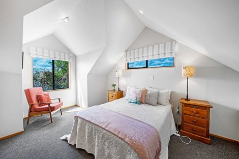 Photo of property in 18 Vanderbilt Place, Halswell, Christchurch, 8025