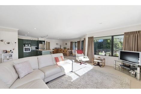 Photo of property in 15 Oldfield Court, Huntington, Hamilton, 3210